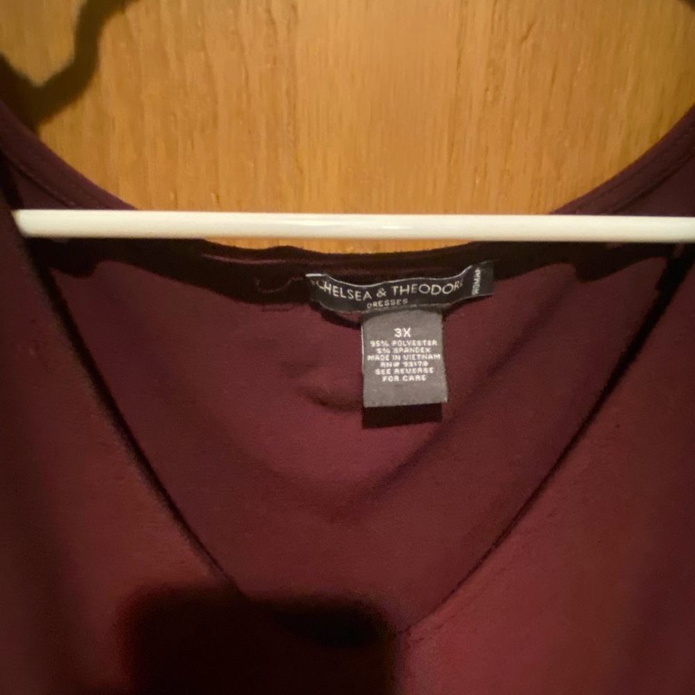 Bell sleeve plus size maroon dress